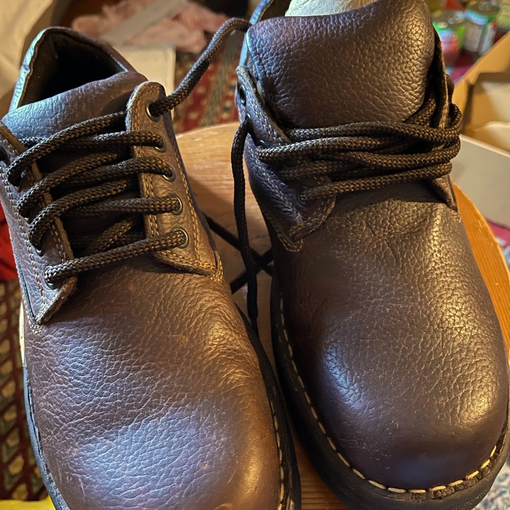 Mens shoes size 10 1/2